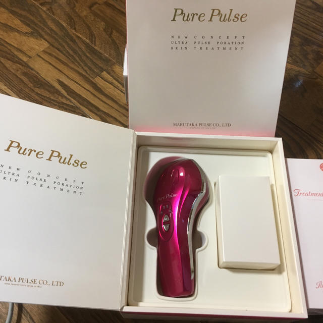   新品 Pure Pulse2 ピュアパルス2美容器、トリートメントジェル　 スマホ/家電/カメラの美容/健康(フェイスケア/美顔器)の商品写真