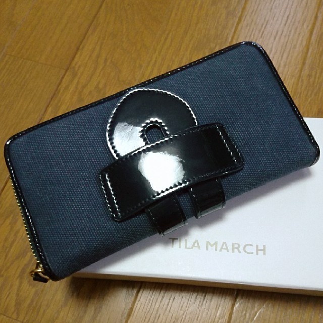 TILA MARCH(ティラマーチ)のTILA  MARCH campus地の長財布 レディースのファッション小物(財布)の商品写真