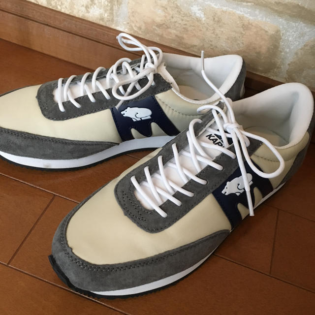 KARHU スニーカー24.5cm