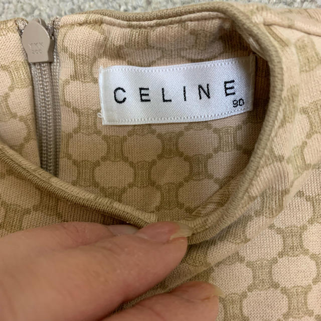 celine(セリーヌ)の美品セリーヌ ロゴ総柄 ワンピース 90  キッズ/ベビー/マタニティのキッズ服女の子用(90cm~)(ワンピース)の商品写真