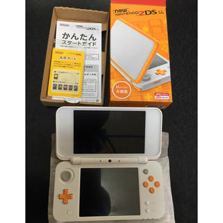 ニンテンドー2DS(ニンテンドー2DS)のnewニンテンドー2dsll ホワイト×オレンジ(携帯用ゲーム機本体)