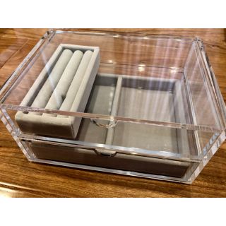 ムジルシリョウヒン(MUJI (無印良品))の無印良品 重なるアクリルケース2段 ベロア仕切り付き(小物入れ)