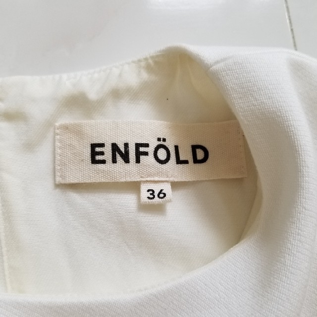 ENFOLD(エンフォルド)のENFOLD　ボックスワンピース　ホワイト　36 レディースのワンピース(ひざ丈ワンピース)の商品写真