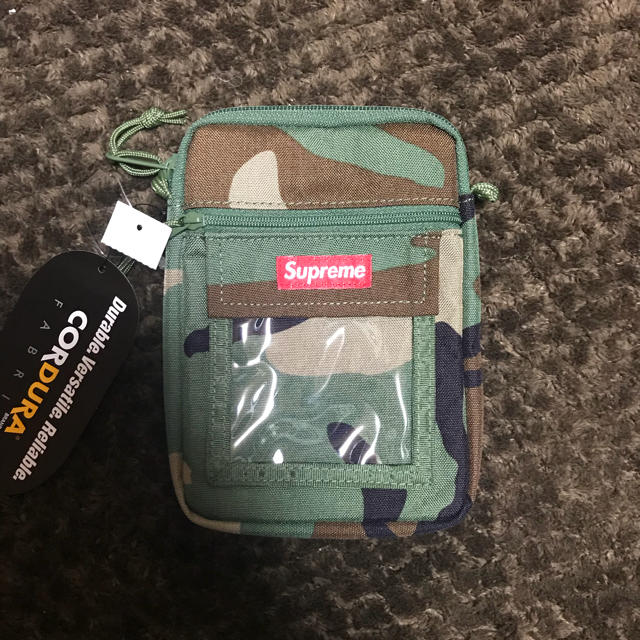 Supreme(シュプリーム)のsupreme utility pouch メンズのバッグ(ショルダーバッグ)の商品写真