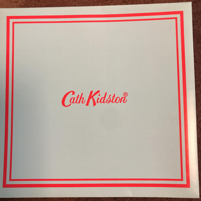 Cath Kidston(キャスキッドソン)のキャスキッドソン ハンカチ 新品未開封！ レディースのファッション小物(ハンカチ)の商品写真