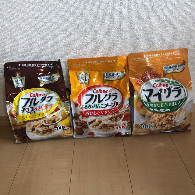 カルビー(カルビー)のフルグラ、マイグラ 3袋 食品/飲料/酒の食品(その他)の商品写真