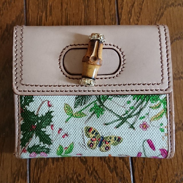 Gucci(グッチ)のGUCCI バンブー二つ折り財布 レディースのファッション小物(財布)の商品写真