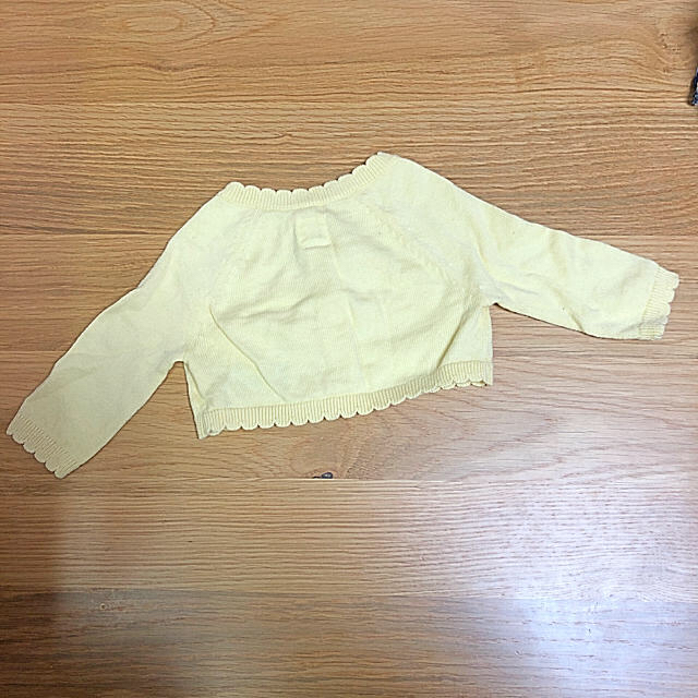 babyGAP(ベビーギャップ)のbabyギャップ カーディガン 0-3m キッズ/ベビー/マタニティのベビー服(~85cm)(カーディガン/ボレロ)の商品写真