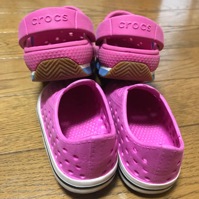 crocs(クロックス)のクロックスセット キッズ/ベビー/マタニティのベビー靴/シューズ(~14cm)(サンダル)の商品写真