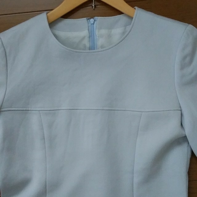 Courreges(クレージュ)のクレージュ wool100%水色ワンピース レディースのワンピース(ひざ丈ワンピース)の商品写真