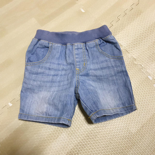 petit main(プティマイン)のpetit main デニム ショートパンツ 90 キッズ/ベビー/マタニティのキッズ服女の子用(90cm~)(パンツ/スパッツ)の商品写真