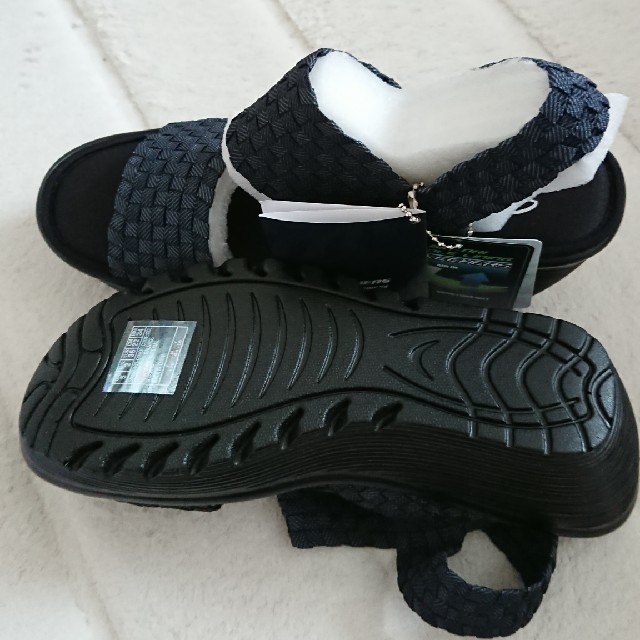 SKECHERS(スケッチャーズ)のSKECHERS❣️新品ストレッチ サンダル レディースの靴/シューズ(サンダル)の商品写真