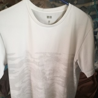 ユニクロ(UNIQLO)のmen'sTシャツ　ユニクロ(Tシャツ/カットソー(半袖/袖なし))