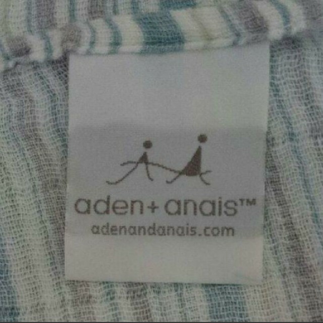 aden+anais(エイデンアンドアネイ)のエイデン&アネイ スワドル ストライプ キッズ/ベビー/マタニティのこども用ファッション小物(おくるみ/ブランケット)の商品写真