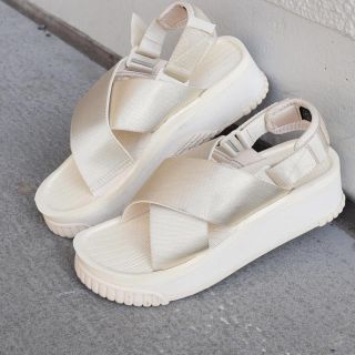 シップス(SHIPS)のSHAKA:【SHIPS別注】 FIESTA PLATFORM サイズ70(サンダル)