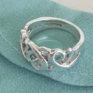 ティファニー(Tiffany & Co.)のtiffany/ラヴィングハート 3連リング(ネックレス)