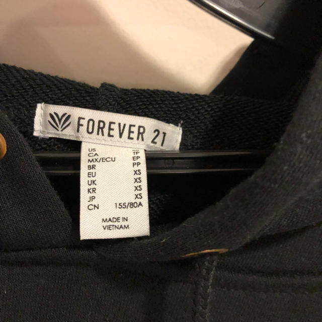 FOREVER 21(フォーエバートゥエンティーワン)のforever21🕶 レディースのトップス(パーカー)の商品写真