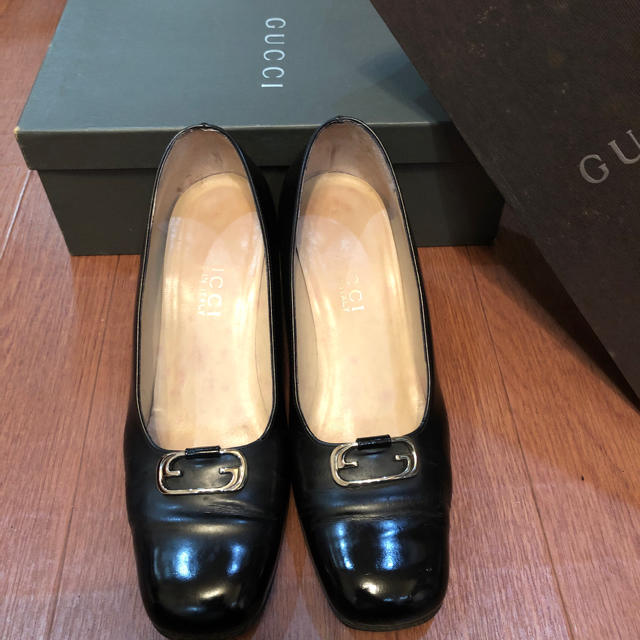 Gucci(グッチ)のグッチエナメルパンプス23.5 レディースの靴/シューズ(ハイヒール/パンプス)の商品写真