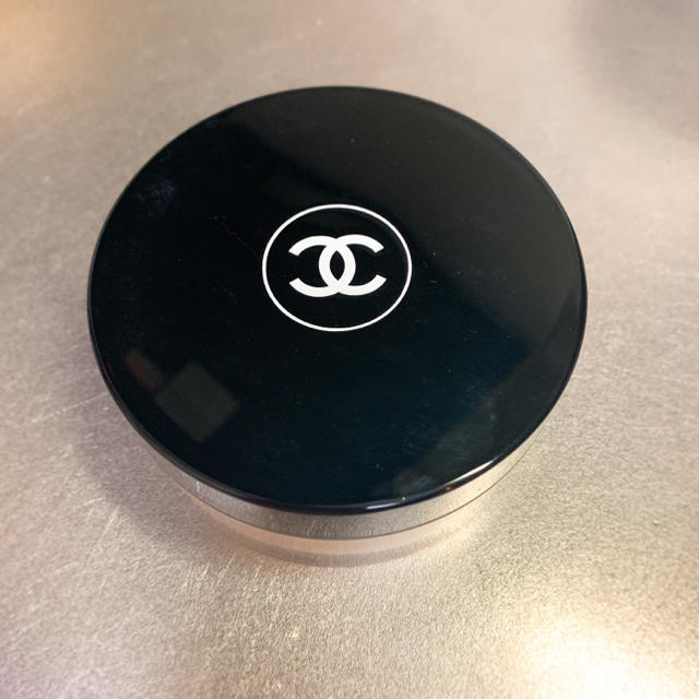 CHANEL(シャネル)のCHANEL シャネル パウダー コスメ/美容のベースメイク/化粧品(フェイスパウダー)の商品写真