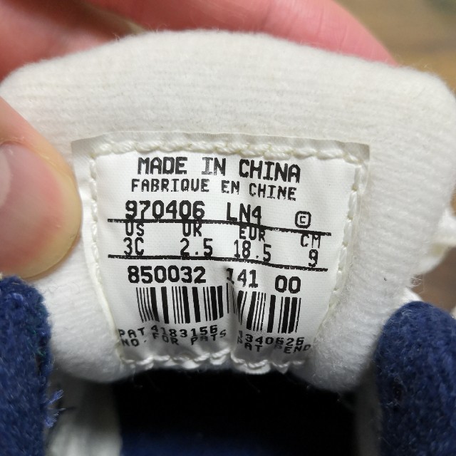 NIKE(ナイキ)のNIKE　靴　幼児 キッズ/ベビー/マタニティのベビー靴/シューズ(~14cm)(スニーカー)の商品写真