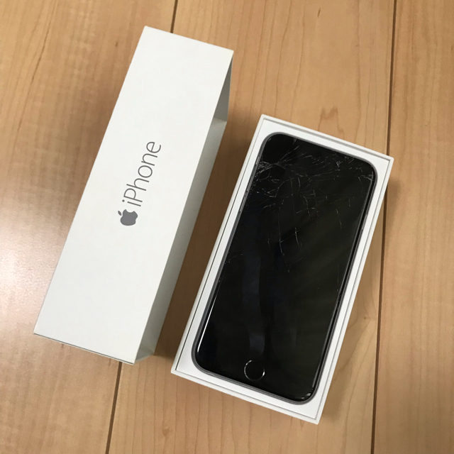 iPhone 6 Silver 64 GB docomo 画面割れ