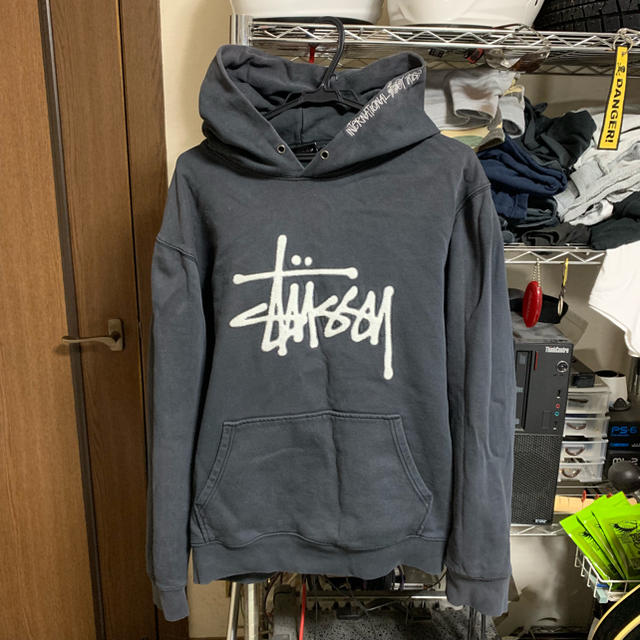 STUSSY - STUSSY パーカーの通販 by な's shop｜ステューシーならラクマ