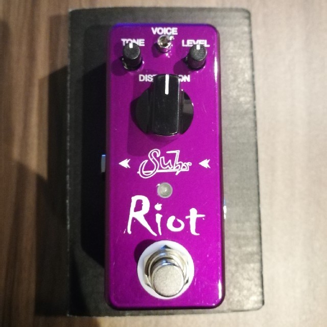 Riot / Suhr ギター エフェクター
