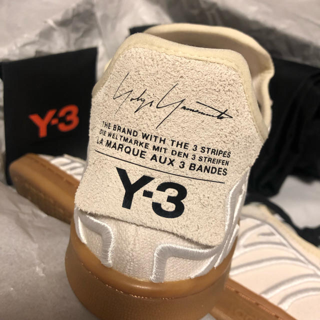 Y-3(ワイスリー)のY-3 スニーカー 靴  値下げしました！！ レディースの靴/シューズ(スニーカー)の商品写真