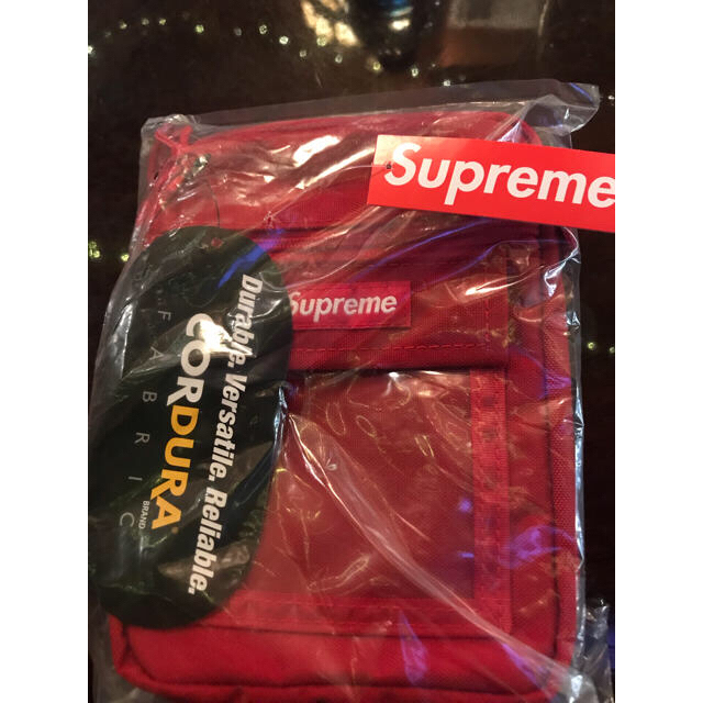 Supreme(シュプリーム)の19ss Supreme Utility Pouch 赤 シュプリーム ポーチ メンズのバッグ(ショルダーバッグ)の商品写真