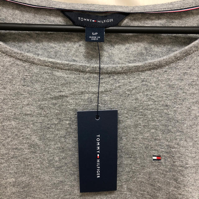 TOMMY HILFIGER(トミーヒルフィガー)のトミーフィルフィガー ワンピース レディースのワンピース(ひざ丈ワンピース)の商品写真