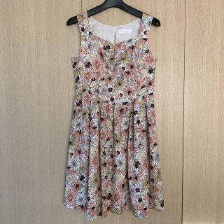 フェルゥ(Feroux)の＊美品＊フェルゥ VERAコラボ花柄ワンピース(ひざ丈ワンピース)