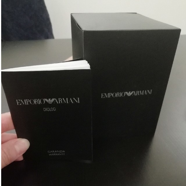 Emporio Armani(エンポリオアルマーニ)の腕時計　エンポリオ・アルマーニ　EMPORIO ARMANI OL　レディース レディースのファッション小物(腕時計)の商品写真