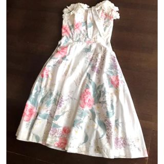 ジルスチュアート(JILLSTUART)の★ジルスチュアート★ベアトップ花柄フレアワンピース(ひざ丈ワンピース)