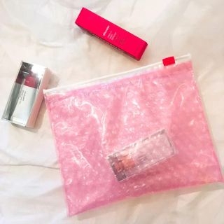 セフォラ(Sephora)のGlossier ピンクポーチ♡グロッシアー(ポーチ)