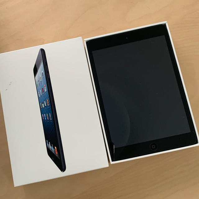 iPad mini 初代 Wi-Fi Cellular 16GB SB ブラック