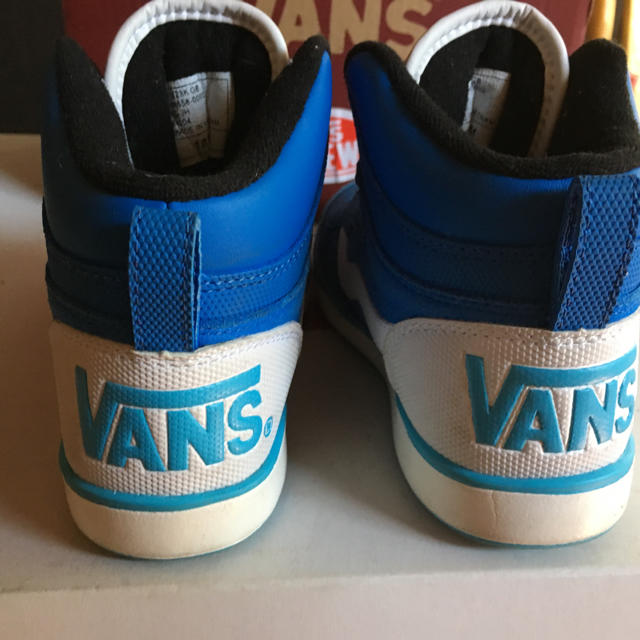 VANS(ヴァンズ)のvans ハイカットスニーカー18センチ キッズ/ベビー/マタニティのキッズ靴/シューズ(15cm~)(スニーカー)の商品写真