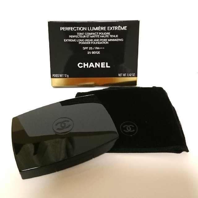 CHANEL ペルフェクシオン ルミエール エクストレム コンパクト