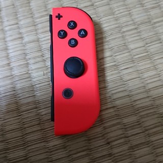 ニンテンドースイッチ(Nintendo Switch)の【動作OK】Nintendo Switch(スイッチ) ジョイコン 右 レッド(家庭用ゲーム機本体)