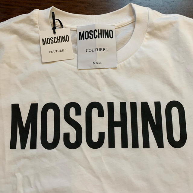 MOSCHINO(モスキーノ)のrr様ご専用！お値下げ！MOSCHINO 新品未使用 レディースのトップス(Tシャツ(半袖/袖なし))の商品写真
