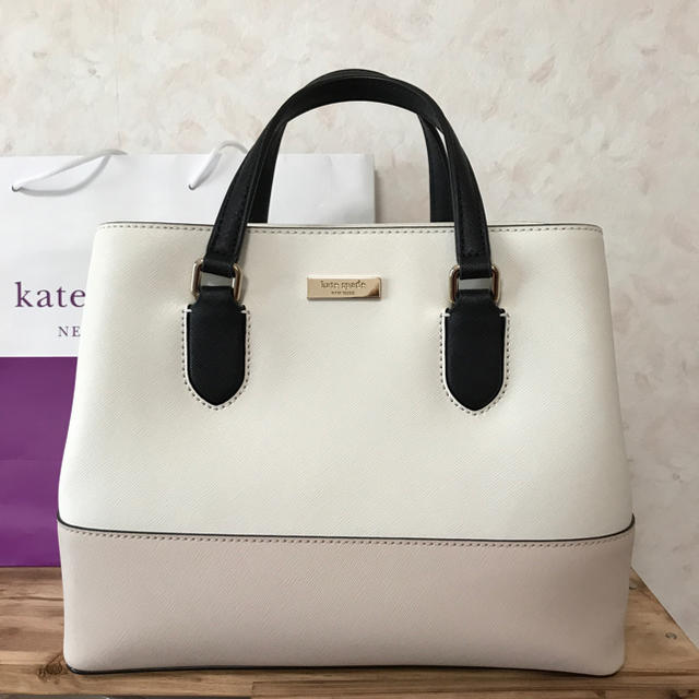 Kate spade 2wyショルダーバッグ 新品