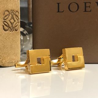 ロエベ(LOEWE)のロエベ  サイドロゴ ゴールド カフリンクス カフス(カフリンクス)