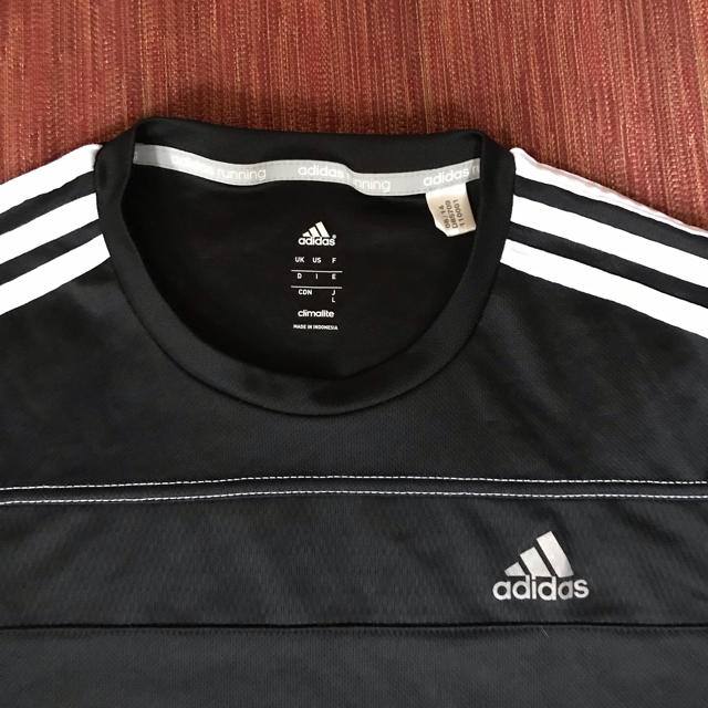 adidas(アディダス)のadidas メンズスポーツウエア Lサイズ メンズのトップス(Tシャツ/カットソー(七分/長袖))の商品写真