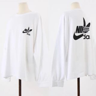 ナイキ(NIKE)のmixBigロンtee ホワイト×ブラックロゴ(Tシャツ(長袖/七分))