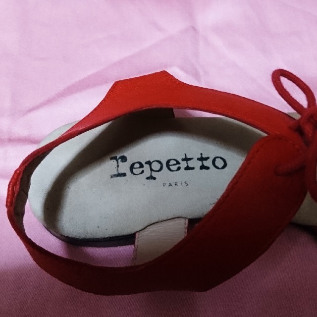 repetto(レペット)の【5/6まで値下げ】repetto(レペット) 赤 サンダル 37 レディースの靴/シューズ(サンダル)の商品写真