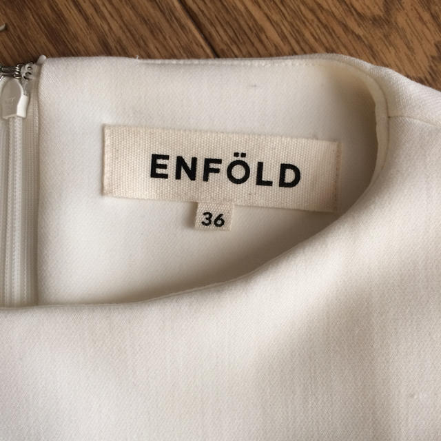 ENFOLD(エンフォルド)のenfold白ワンピース☆エンフォルドオフホワイト レディースのワンピース(ひざ丈ワンピース)の商品写真