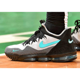 ナイキ(NIKE)のNIKE LEBRON 16 LOW JADE atmos 28.5㎝レブロン(スニーカー)