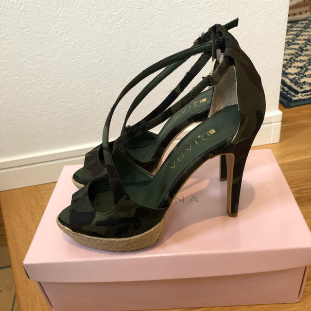 DIANA(ダイアナ)のDIANA 迷彩 パンプス ２３cm‼️ピンヒール レディースの靴/シューズ(ハイヒール/パンプス)の商品写真