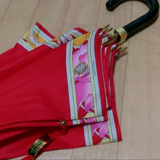 LEONARD FASHION レオナール 折りたたみ傘 花柄 黒 ピンク+sobrape.com.br