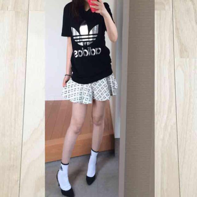 adidas(アディダス)のアディダスL新品タグ付き メンズのトップス(Tシャツ/カットソー(半袖/袖なし))の商品写真