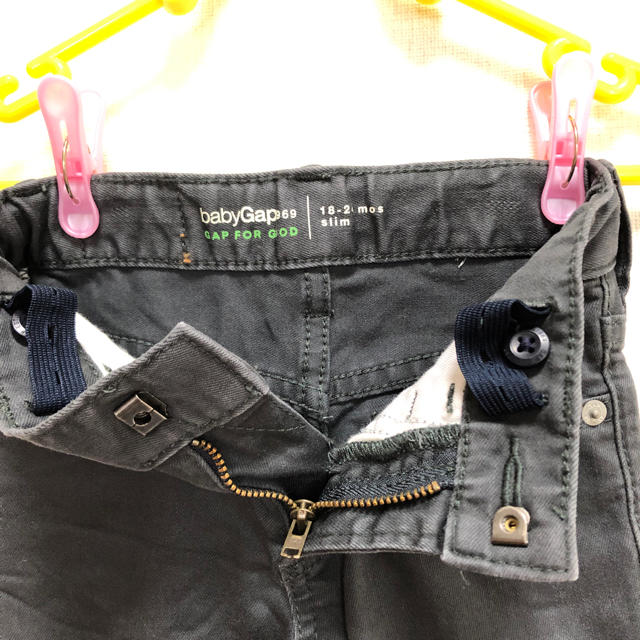 babyGAP(ベビーギャップ)の 値下げ　baby GAP ジーンズ デニム生地 キッズ/ベビー/マタニティのキッズ服男の子用(90cm~)(パンツ/スパッツ)の商品写真